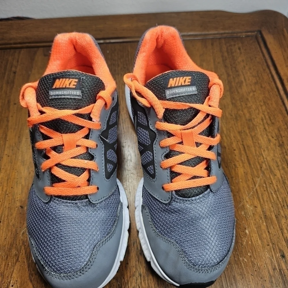 Nike Downshifter 6 kids Shoes Size 5.5Y